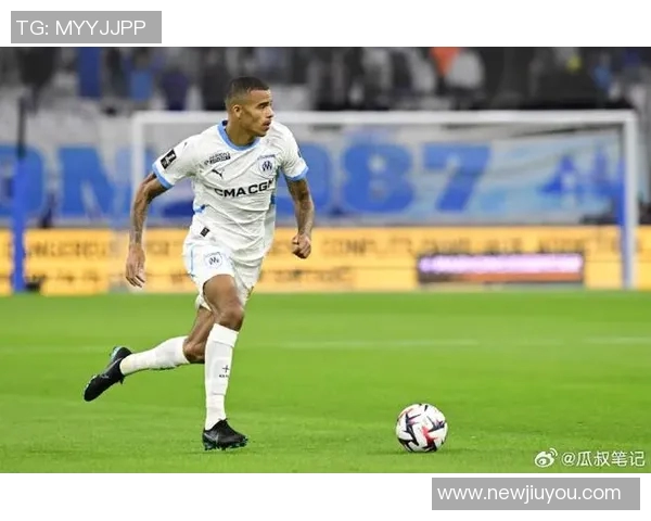 马赛5-1狂胜尼斯登顶法甲格林伍德梅开二度奥巴梅扬助攻闪耀